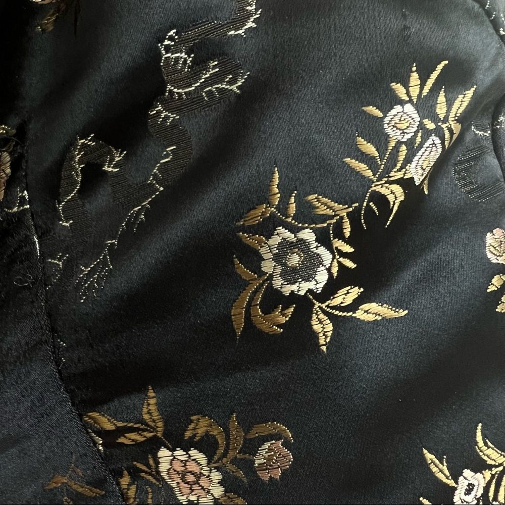 Princess Polly Black Floral Embroidered Lace Up Corset Crop Top Size 6 - Picture 4 of 6